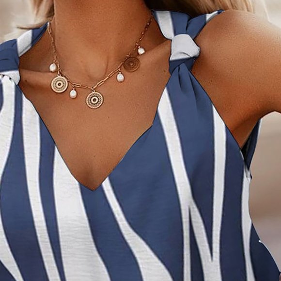 Blouse Top Plain sleeveless V-neck shirt/tank tops gift for her - Picture 3 of 3